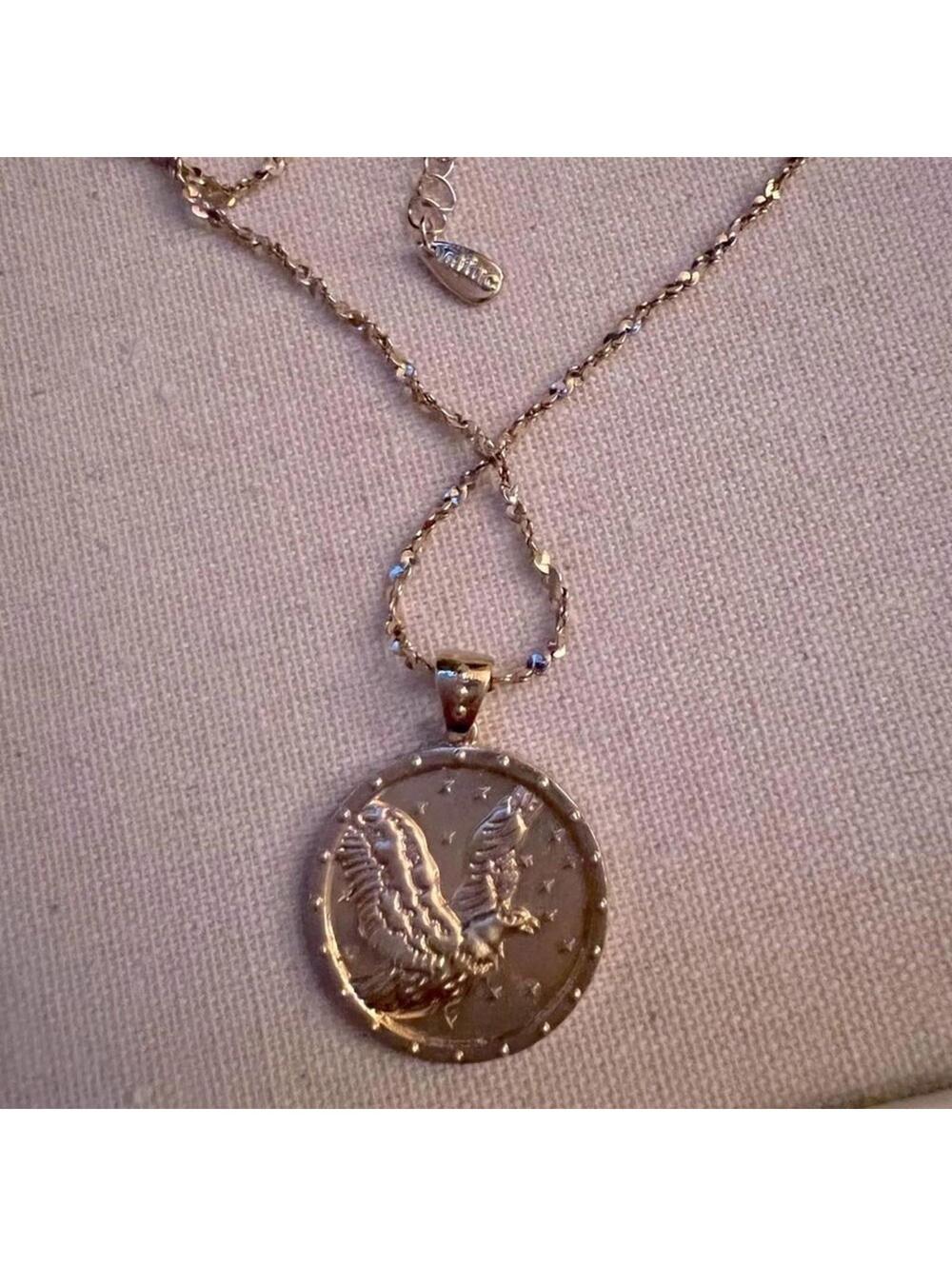 mine American Eagle gold plated pendant necklace w star details NWOT